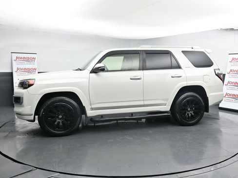 Used 2017 Toyota 4Runner Limited image 5