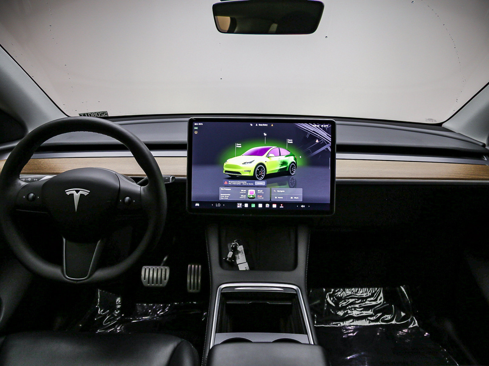 Used 2024 Tesla Model Y Performance AWD/4WD image 13