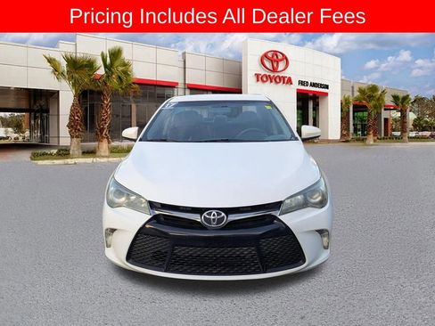 Used 2017 Toyota Camry SE FWD image 10