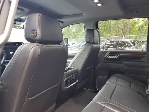 Used 2025 GMC Sierra 2500 Denali w/ Denali Reserve Package AWD/4WD image 10