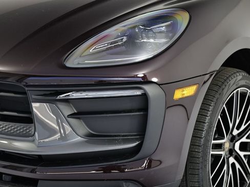 Used 2026 Porsche Macan Turbo AWD/4WD image 11