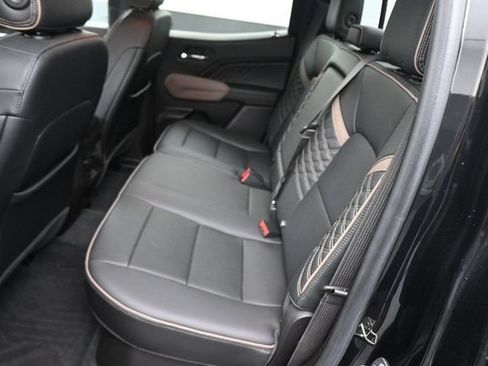 Used 2023 GMC Canyon Denali AWD/4WD image 19