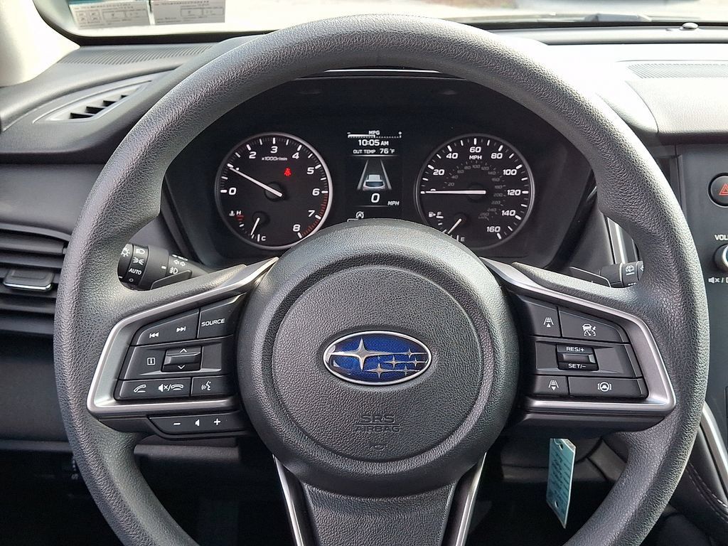 Used 2025 Subaru Outback AWD/4WD image 18