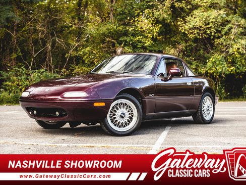 Used 1995 MAZDA MX-5 Miata M-Edition image 1