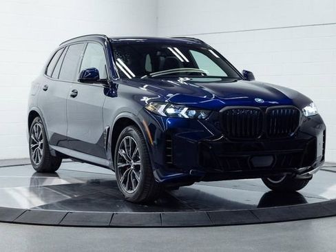 New 2026 BMW X5 xDrive50e image 5