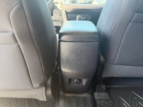 Used 2018 Toyota RAV4 Adventure AWD/4WD image 23