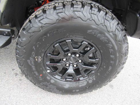 New 2026 Ford Bronco Raptor AWD/4WD image 9