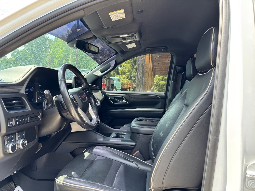 Used 2021 GMC Yukon SLT AWD/4WD image 11