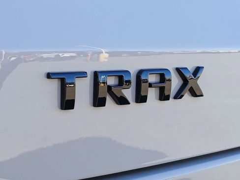New 2026 Chevrolet Trax RS w/ Sunroof Package image 33