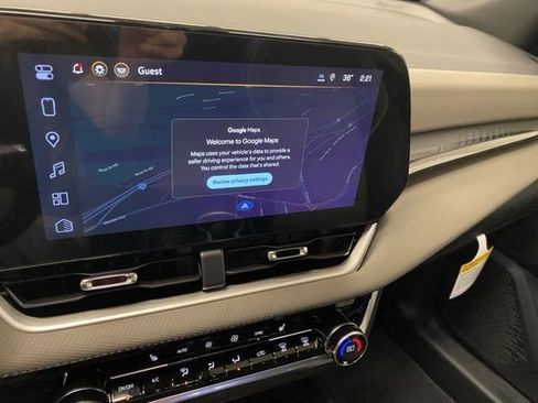 New 2026 Chevrolet Equinox LT w/ Convenience Package II image 15