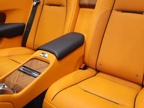 Used 2016 Rolls-Royce Dawn image 51