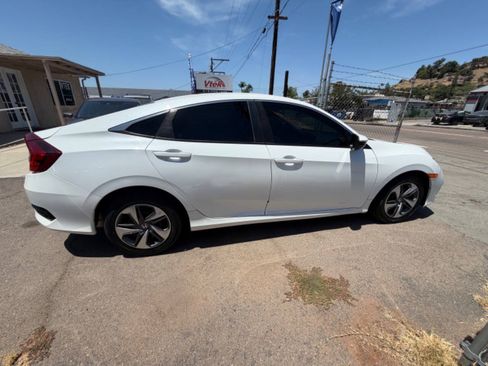 Used 2020 Honda Civic LX image 6