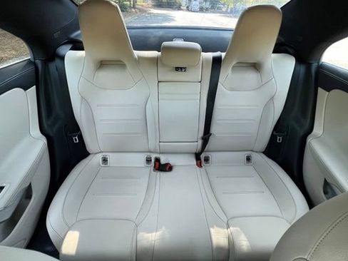 Used 2020 Mercedes-Benz CLA 250 image 26