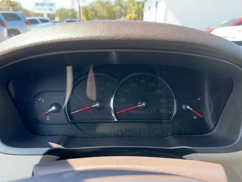 Used 2011 Cadillac DTS Luxury image 29