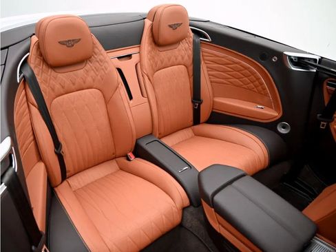 Certified 2024 Bentley Continental GT Azure AWD/4WD image 14