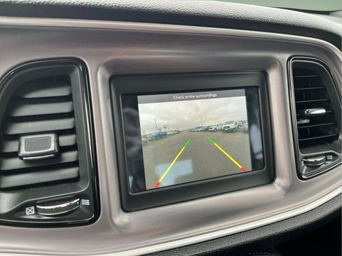 Used 2019 Dodge Challenger SXT RWD image 12