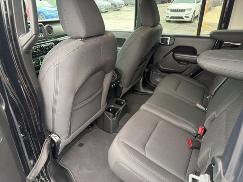 Certified 2023 Jeep Wrangler Sport S image 14