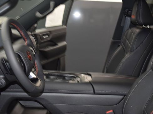 New 2026 Nissan Armada PRO-4X w/ Captain's Chari Seat Package image 20