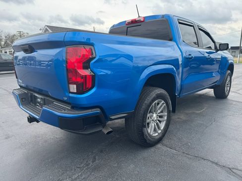 Used 2024 Chevrolet Colorado LT w/ LT Convenience Package image 3