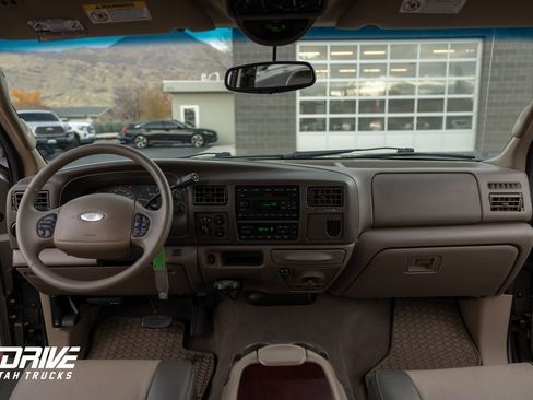 Used 2004 Ford Excursion Eddie Bauer image 22