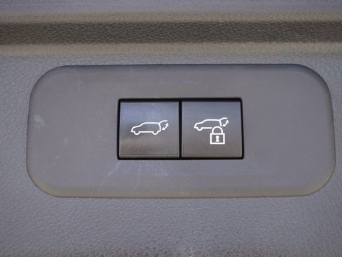 Certified 2024 Toyota Grand Highlander FWD image 9