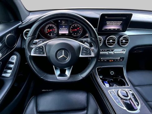 Used 2018 Mercedes-Benz GLC 300 image 6