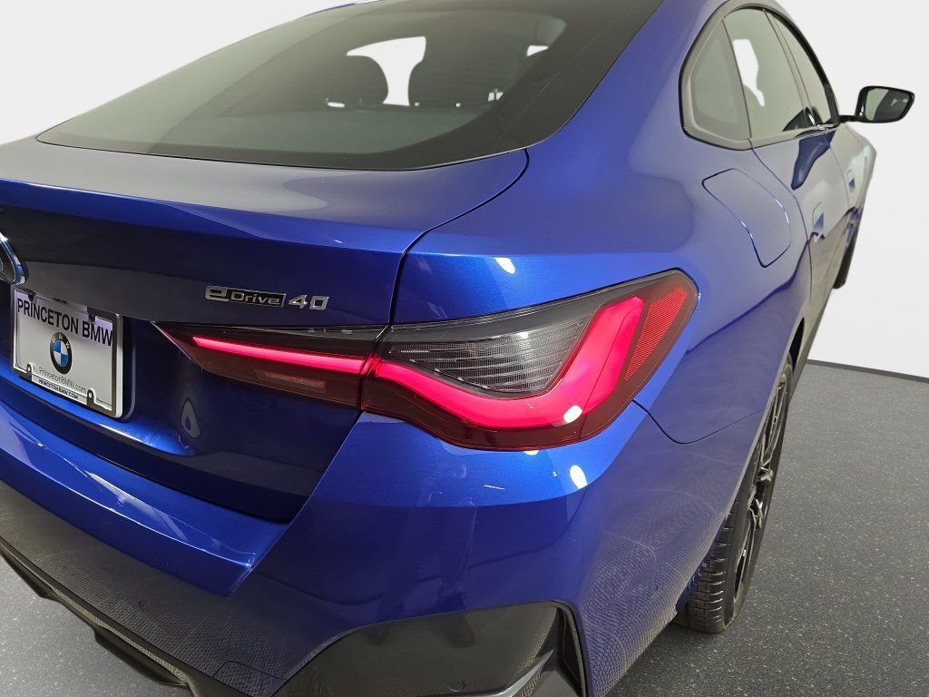 Certified 2024 BMW i4 eDrive40 w/ M Sport Package RWD image 35