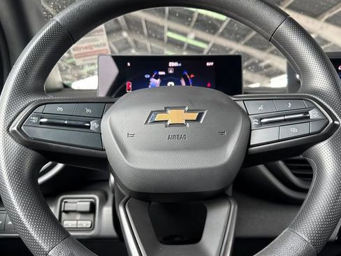 Used 2024 Chevrolet Silverado EV W/T image 33