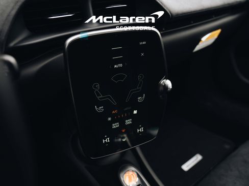 Used 2025 McLaren Artura Spider image 25