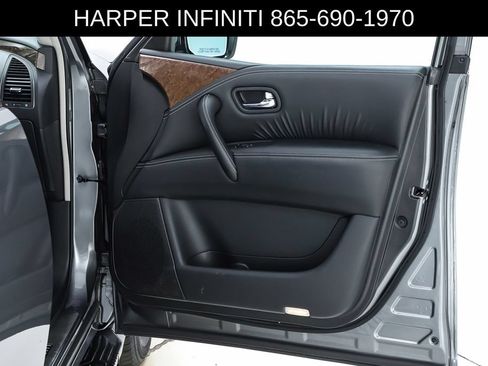 Used 2017 INFINITI QX80 4WD w/ Driver Assistance Package image 71