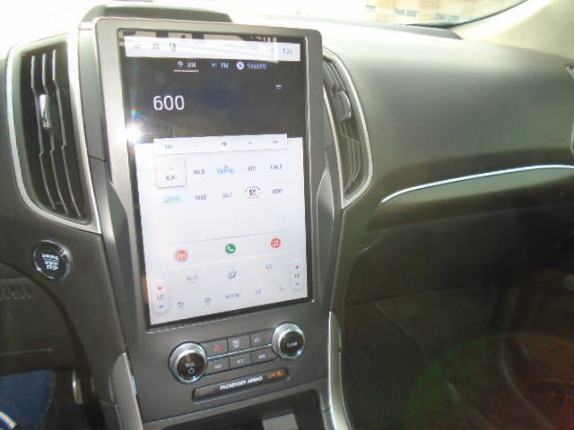 Used 2024 Ford Edge ST-Line w/ Class II Trailer Tow Package AWD/4WD image 17