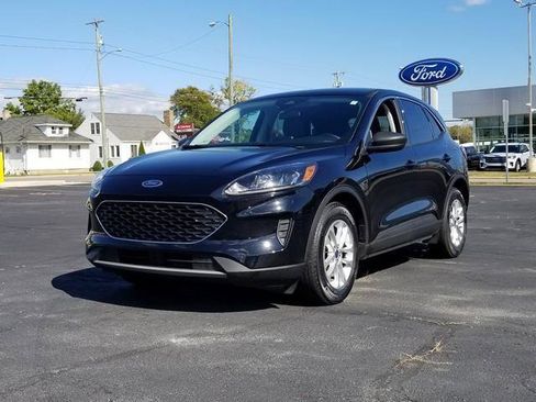 Used 2022 Ford Escape SE w/ Cold Weather Package image 8