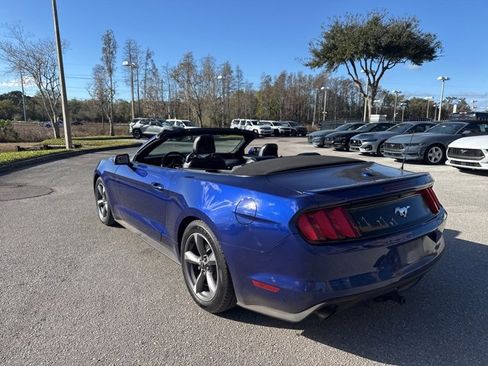 Used 2015 Ford Mustang Premium image 3