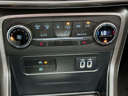 Used 2019 Ford EcoSport SE FWD image 16