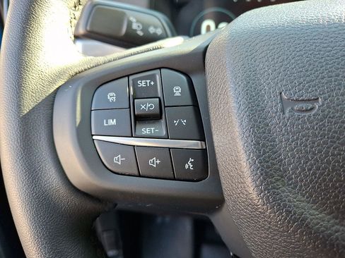 Used 2024 Ford Ranger Lariat w/ FX4 Off-Road Package image 21