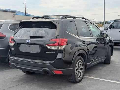 Used 2022 Subaru Forester Premium w/ Popular Package #1 AWD/4WD image 7