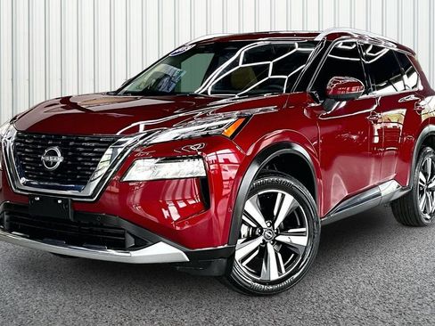 Used 2023 Nissan Rogue Platinum AWD/4WD image 3