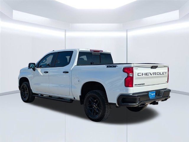 Used 2024 Chevrolet Silverado 1500 LT Trail Boss w/ Convenience Package II AWD/4WD image 3