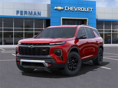 New 2025 Chevrolet Traverse Z71 w/ Enhanced Driving Package image 7