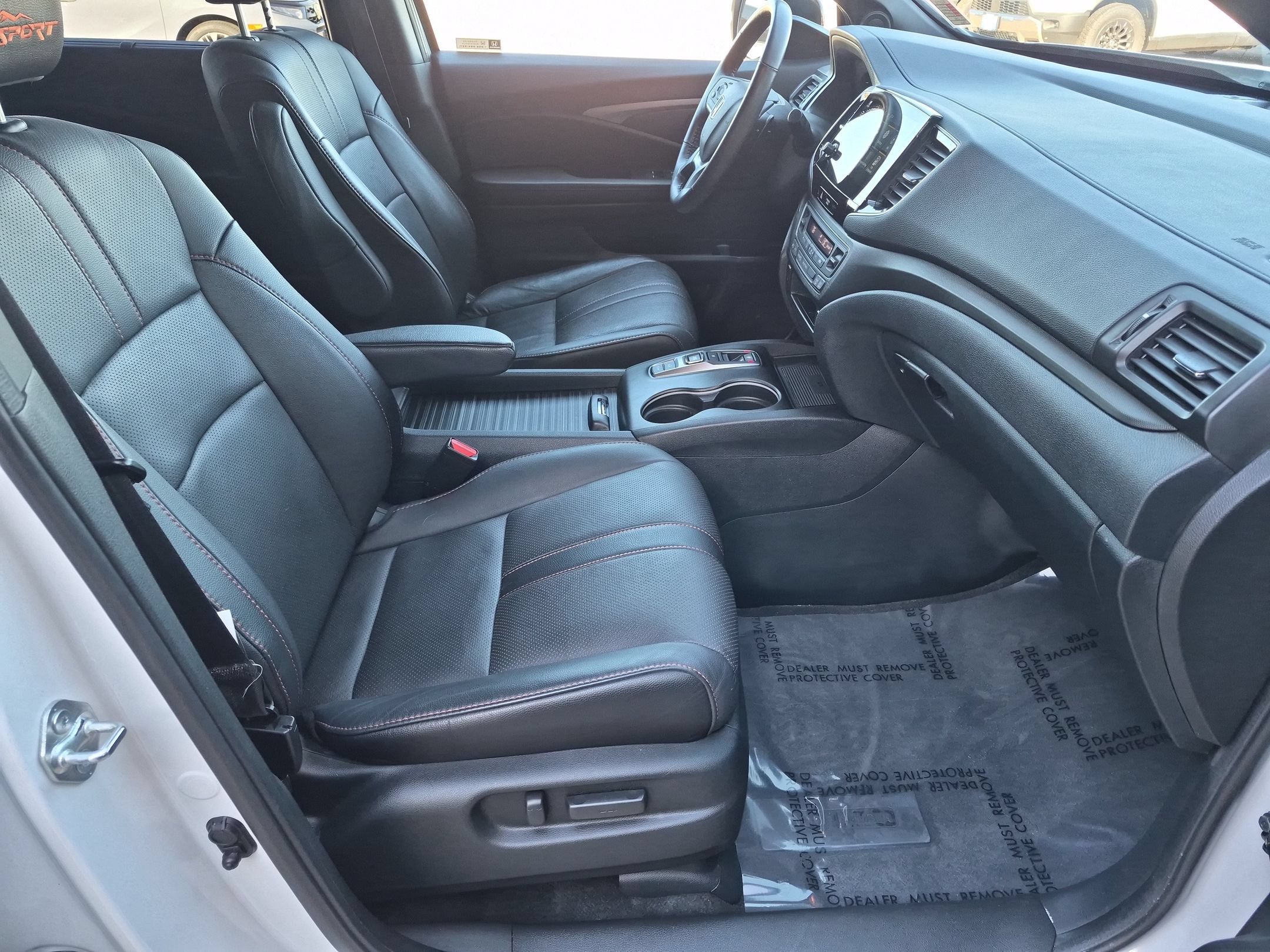 Certified 2023 Honda Passport TrailSport image 32