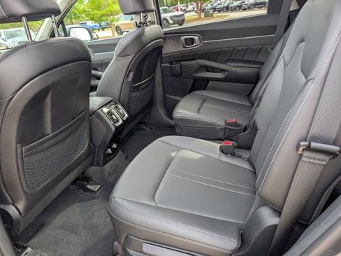 Used 2023 Kia Sorento SX FWD image 14