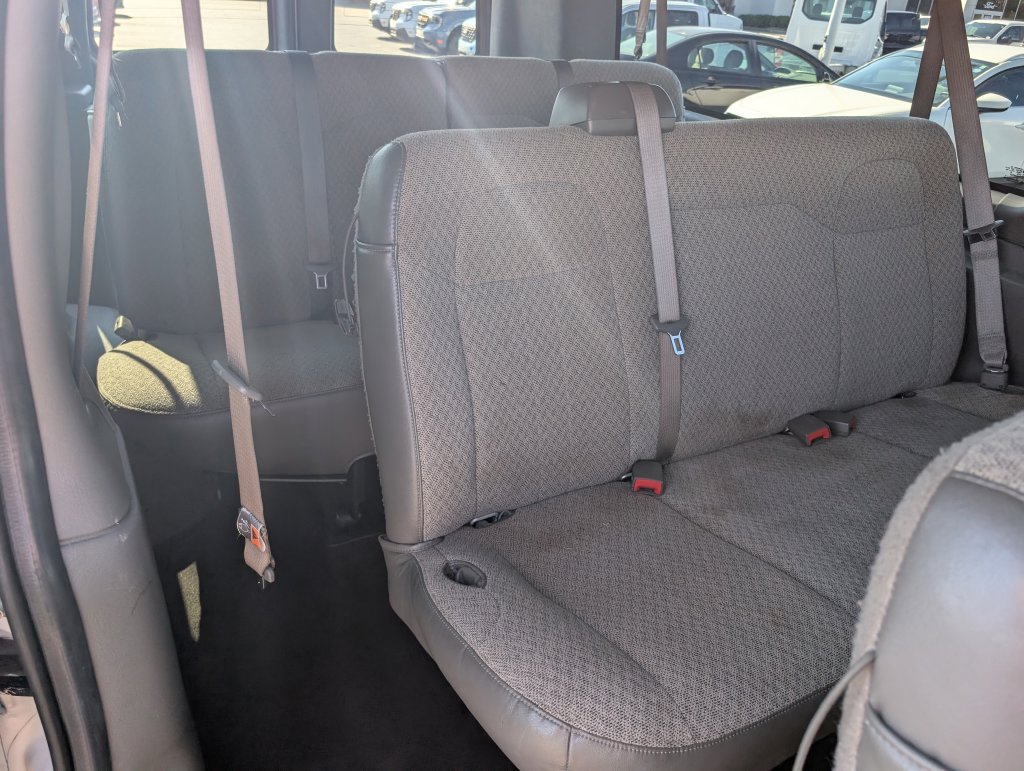 Used 2025 Chevrolet Express 3500 LT w/ LT Preferred Equipment Group RWD image 10