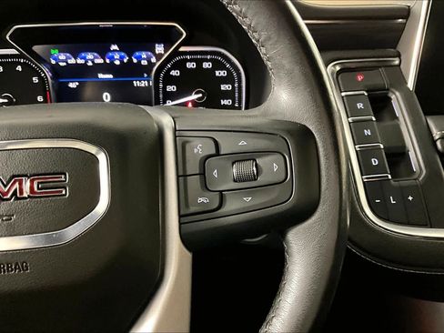 Certified 2021 GMC Yukon SLT w/ SLT Luxury Package image 22