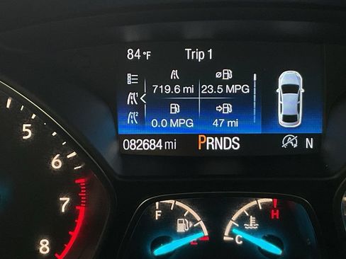 Used 2018 Ford Escape SE w/ SE Sync 3 Package AWD/4WD image 40