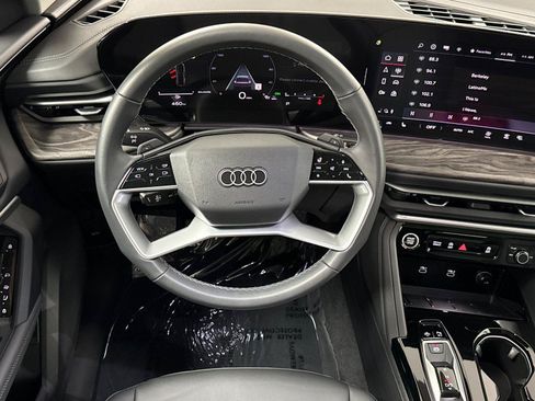 Used 2025 Audi Q5 Premium w/ Premium Plus AWD/4WD image 14