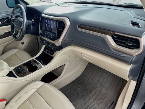 Used 2021 GMC Acadia Denali w/ Denali Technology Package FWD image 31
