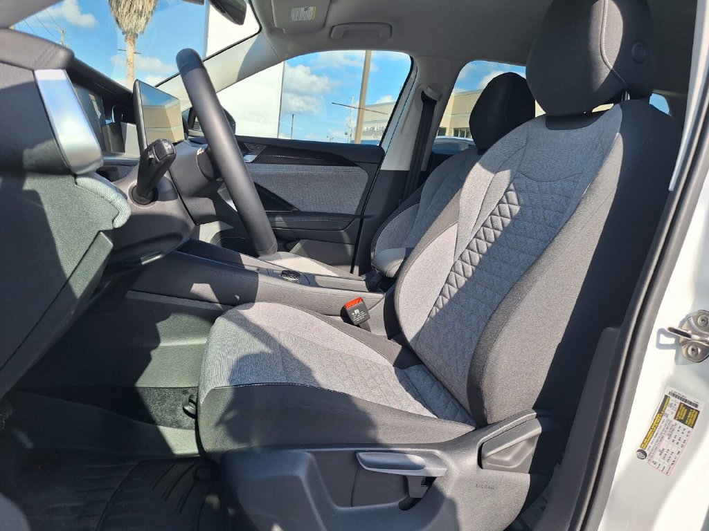 Used 2026 Volkswagen Tiguan S FWD image 23