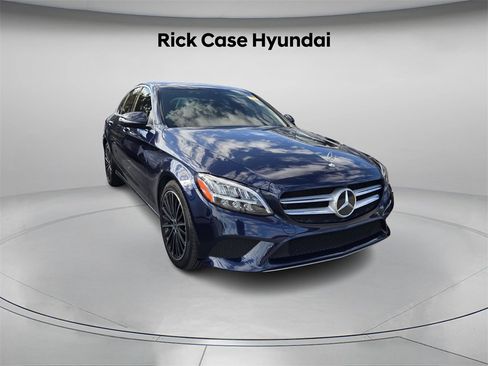 Used 2021 Mercedes-Benz C 300 Sedan image 4