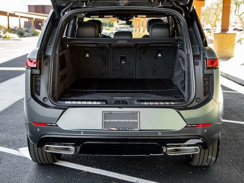 New 2025 Land Rover Range Rover Sport Dynamic SE AWD/4WD image 22