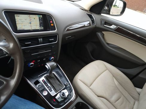 Used 2013 Audi Q5 3.0T Premium Plus AWD/4WD image 36